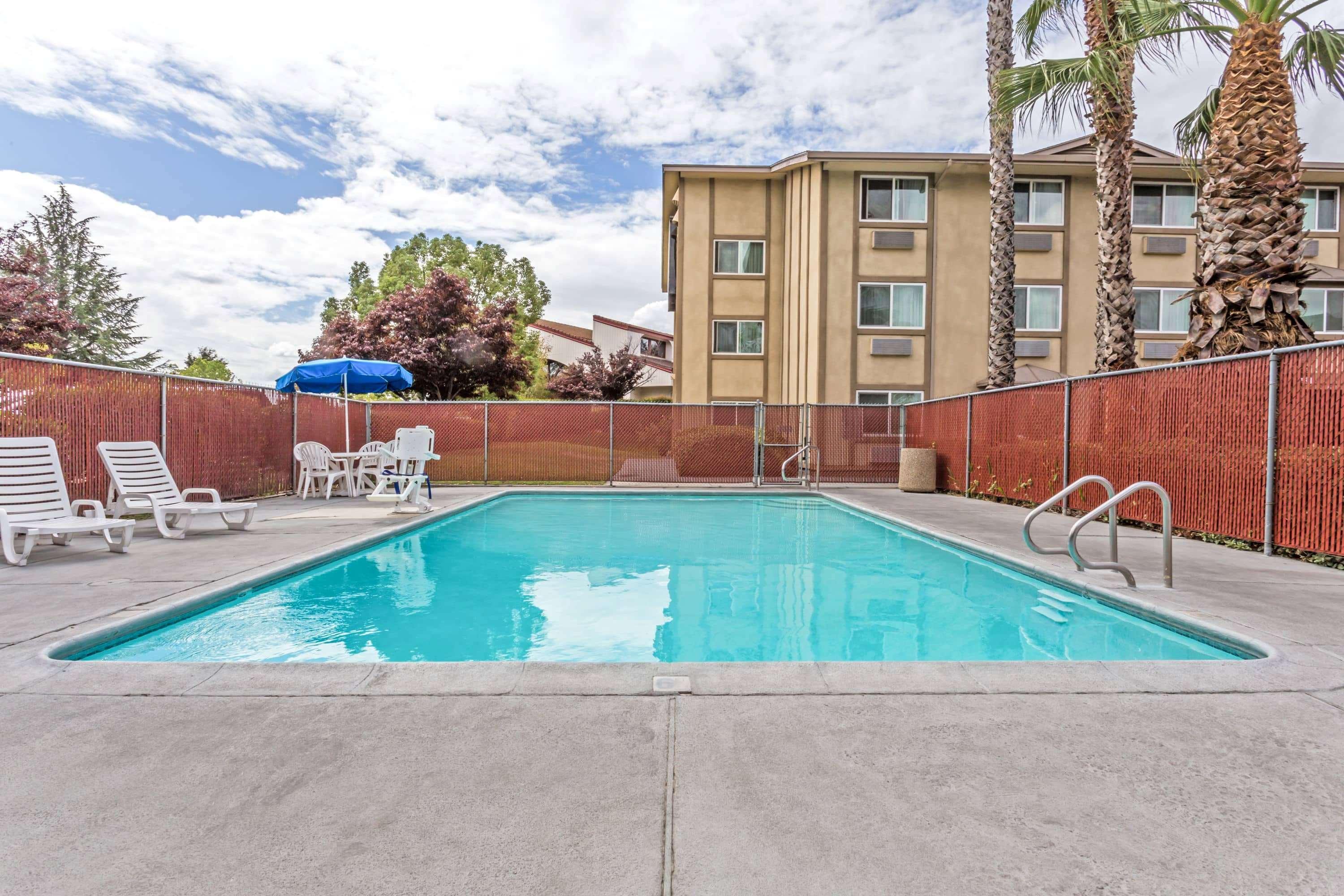 Super 8 By Wyndham Sacramento Hotel Exterior photo