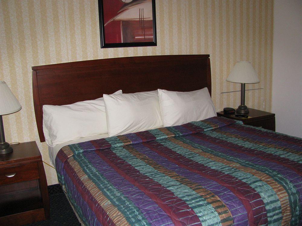 Super 8 By Wyndham Sacramento Hotel Exterior photo